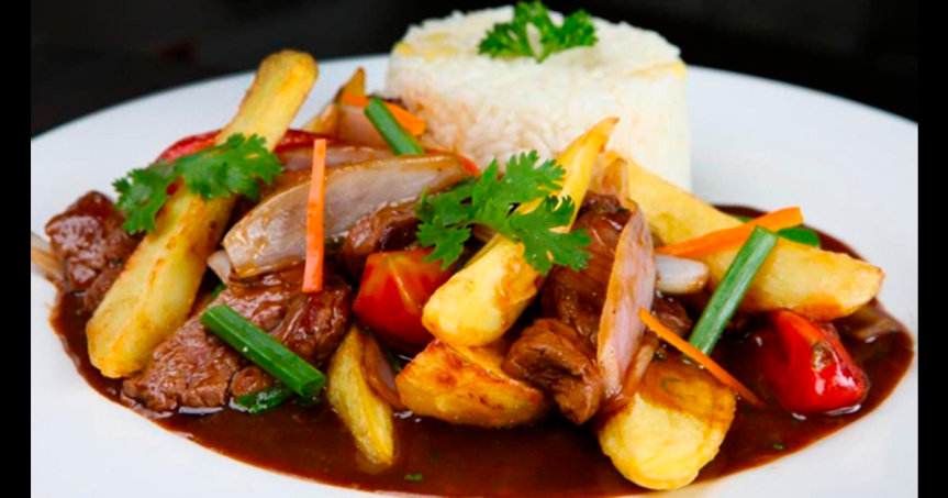 Lomo Saltado.
